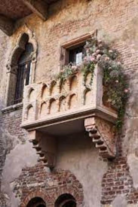 Appartamento Residenza Sirtori Free Parking Verona Esterno foto
